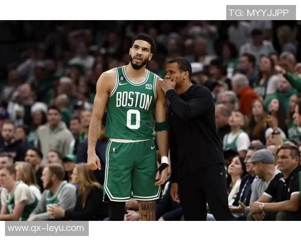 马祖拉谈塔图姆康复进展强调团队合作的重要性与节奏控制 马祖拉谈塔图姆康复进展强调团队合作的重要性与节奏控制