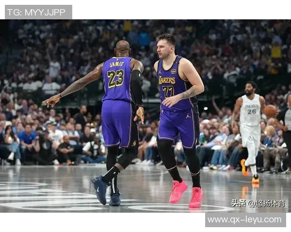 东契奇揭幕战狂砍40分成队史第三人追平科比贝勒辉煌成就